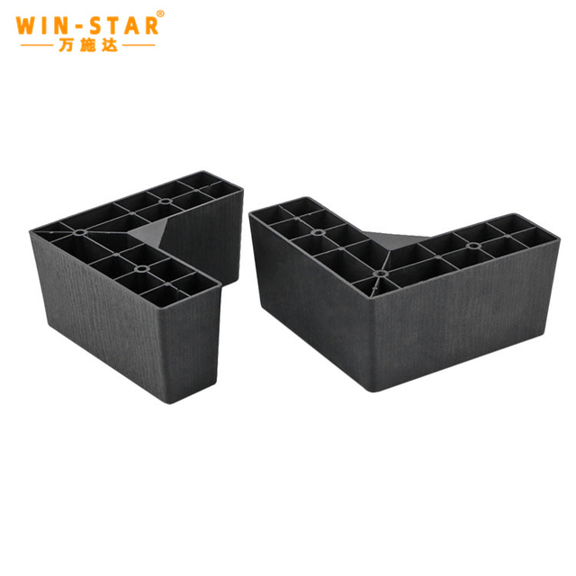 Crura plastici supellex tractata de lignis frumenti imitationem