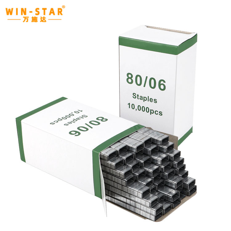 8006 Feronerie pentru mobilă pneumatică 8006 Capse Mobilier Utilizați s&acirc;rmă U Capse cuie