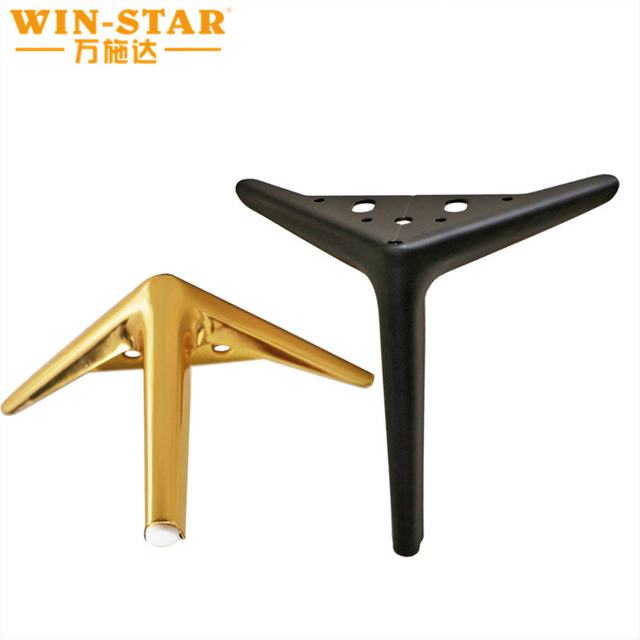 Mobilje me cil&euml;si t&euml; lart&euml; K&euml;mb&euml;t e divanit trek&euml;nd&euml;sh metalik p&euml;r tavolin&euml;