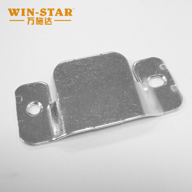 Jak se sedačky připevňuj&iacute;? Dva kusy n&aacute;bytku pro v&aacute;s