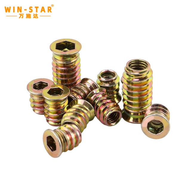  M6 M8 Z&aacute;vitov&eacute; n&aacute;bytkov&eacute; matice z uhl&iacute;kov&eacute; oceli Pozinkovan&eacute; matice šestihrann&yacute;ch vložek pohonu